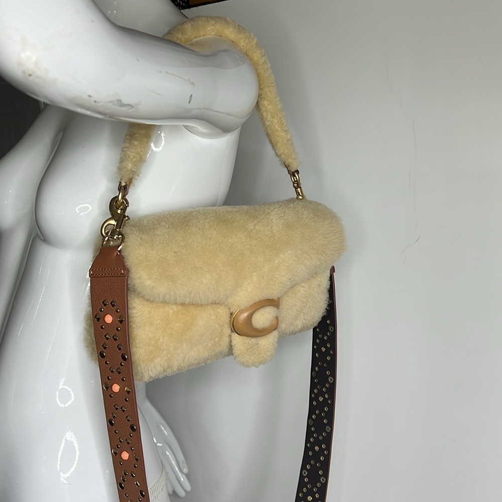 Coach Shearling Beige Fur Pillow Tabby Shoulder Crossbody Bag - Picture 4 of 16